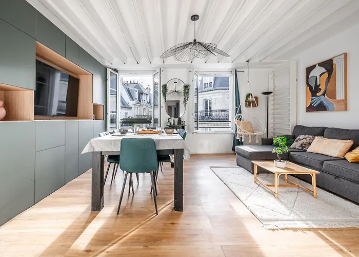 Διαμέρισμα Flat With Billard And View *