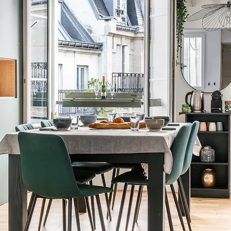 Διαμέρισμα Flat With Billard And View *