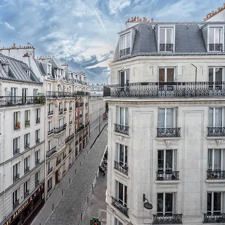 Flat With Billard And View *