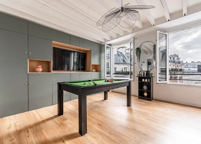 Flat With Billard And View Appartement Paris